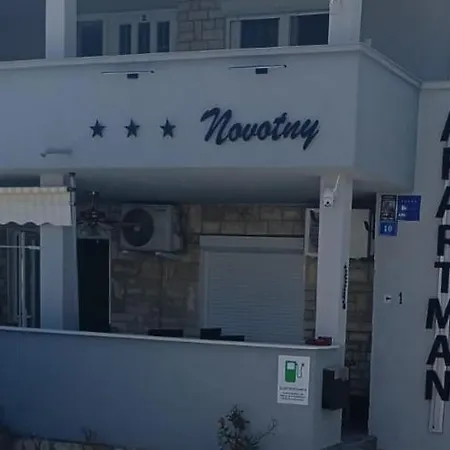 Novotny Apartmán *